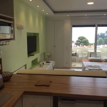 Ocean View New Studio * Αλμπουφέιρα
